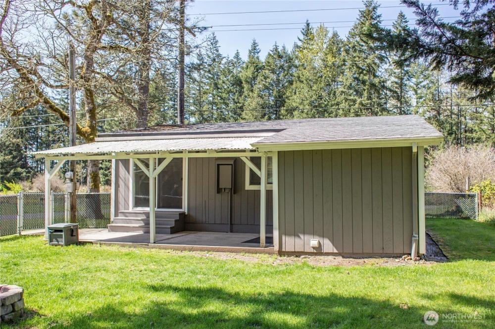 Currently Displayed Property Photo