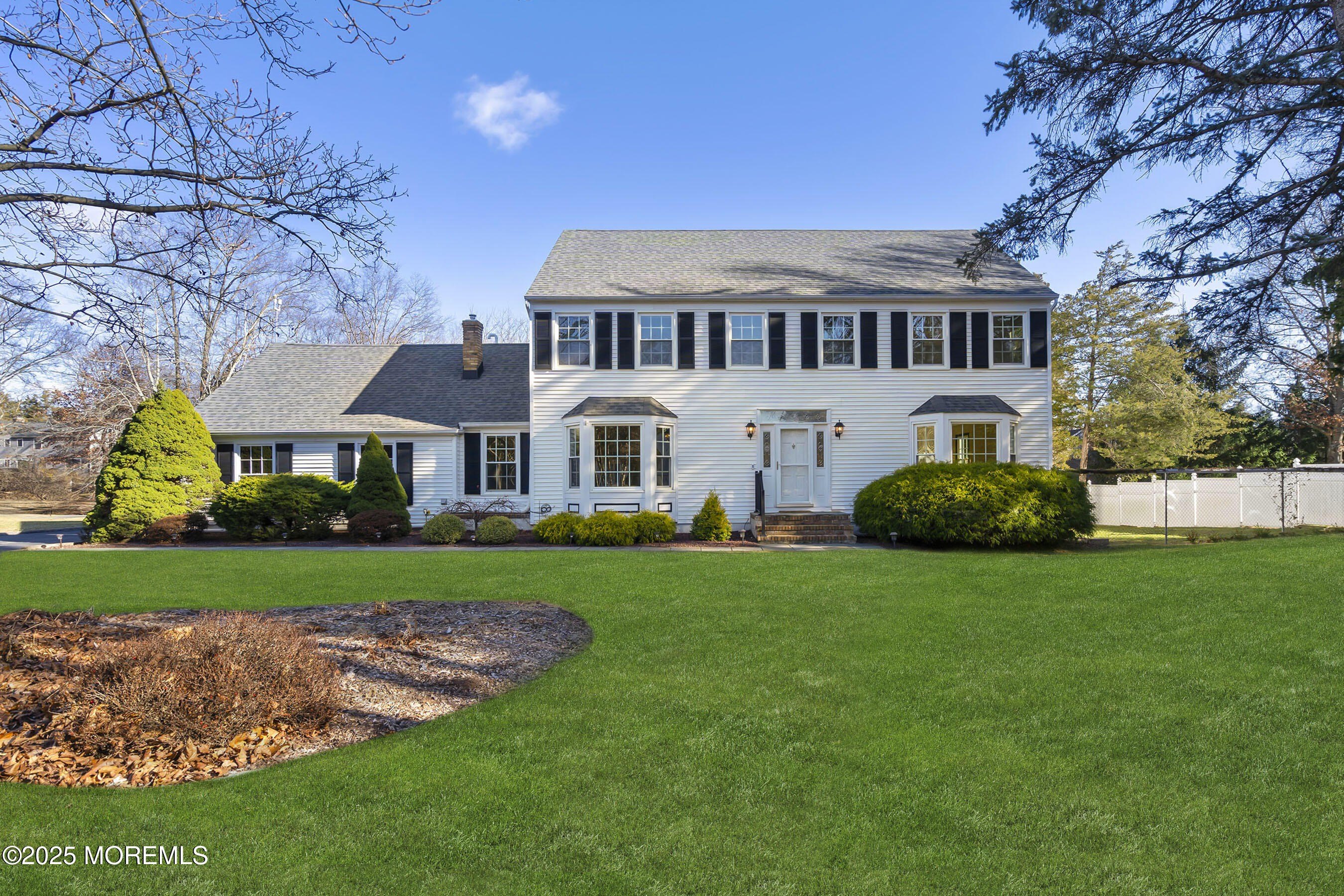 Currently Displayed Property Photo