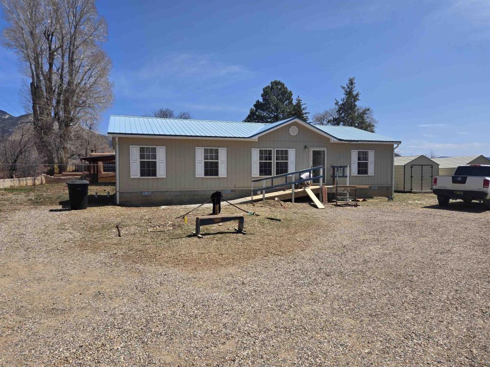 Currently Displayed Property Photo