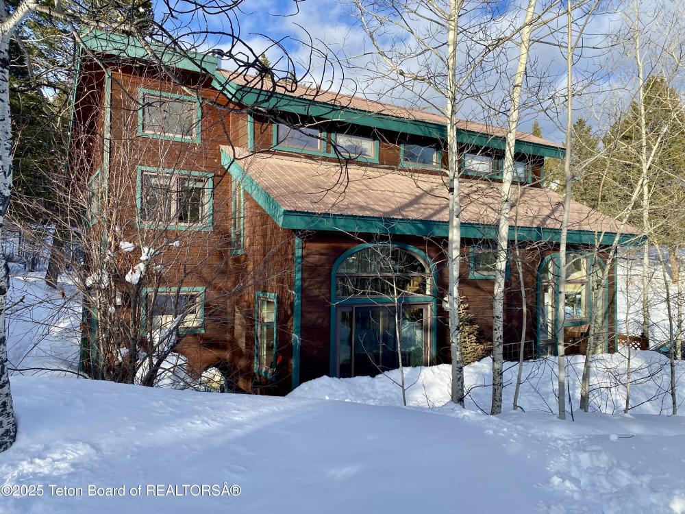 Currently Displayed Property Photo