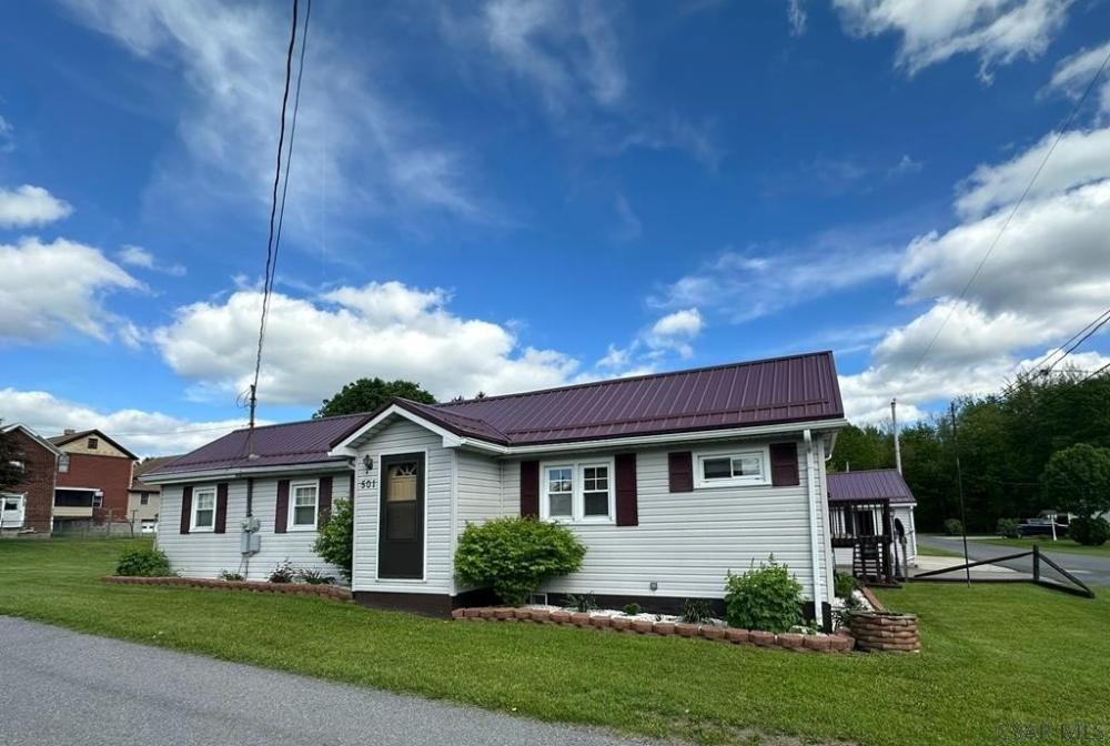 Currently Displayed Property Photo