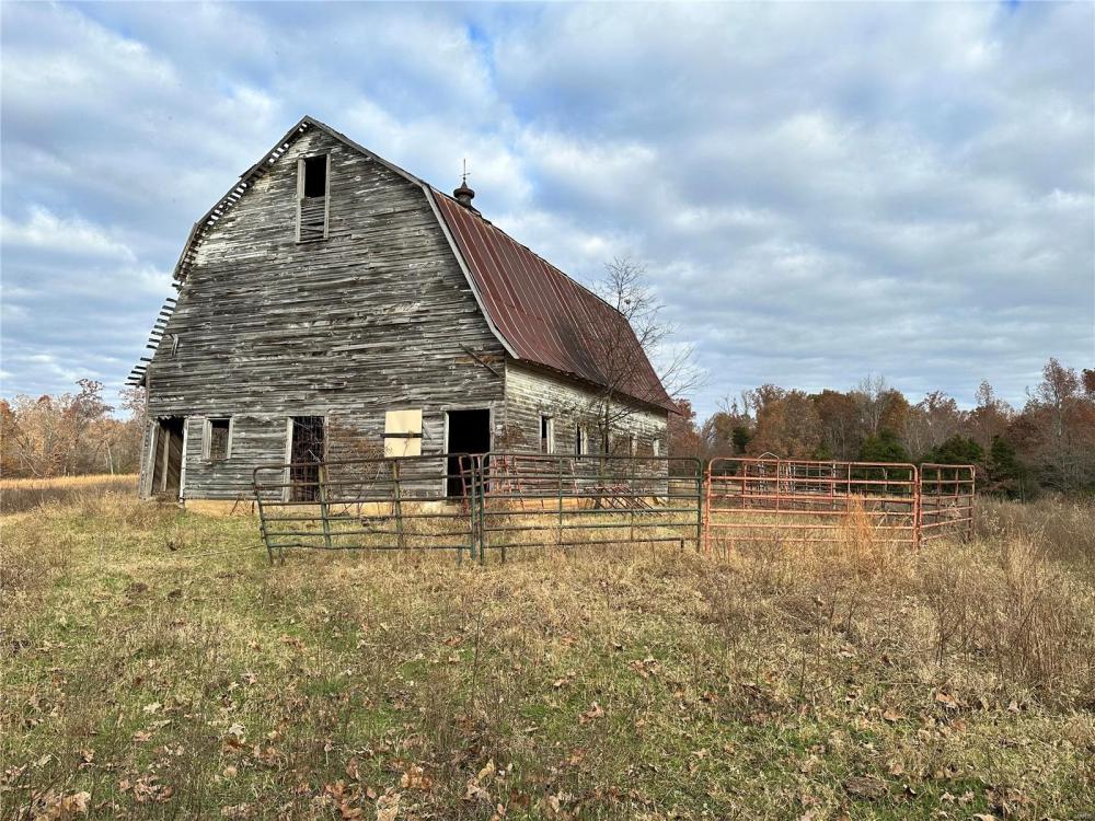 Currently Displayed Property Photo