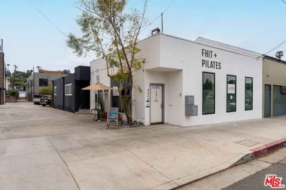 Currently Displayed Property Photo