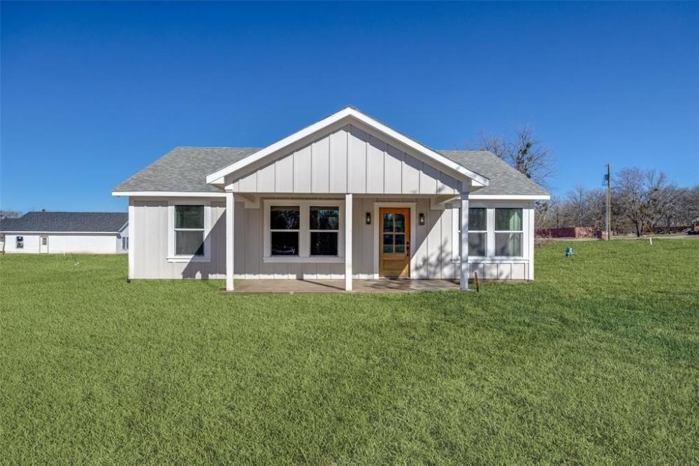Currently Displayed Property Photo