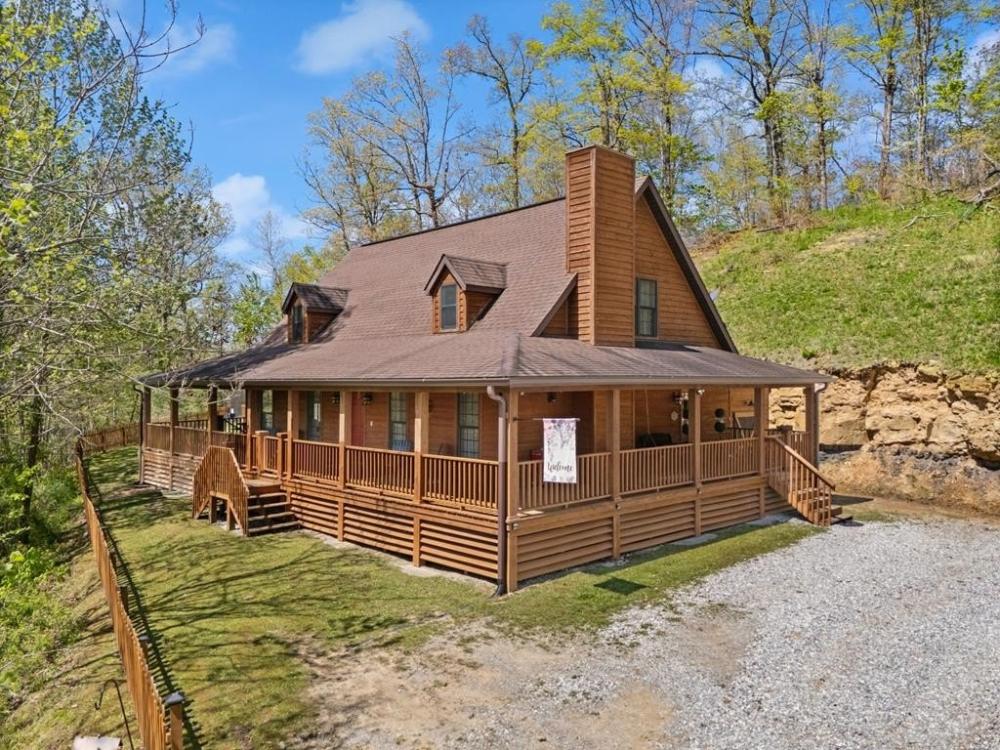 Currently Displayed Property Photo