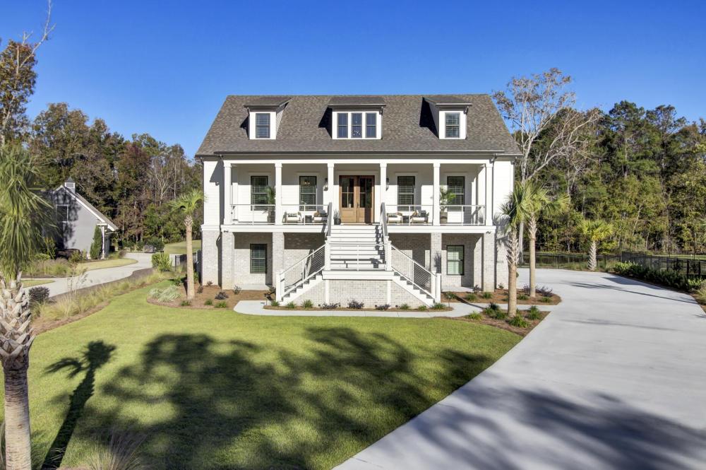 Currently Displayed Property Photo