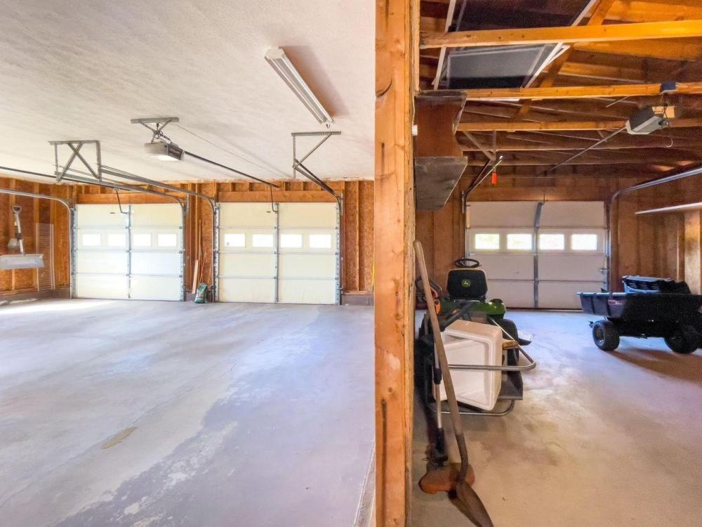 Currently Displayed Property Photo