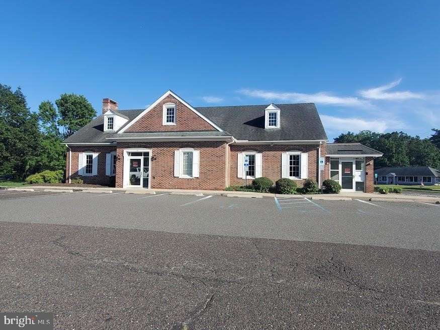 Currently Displayed Property Photo