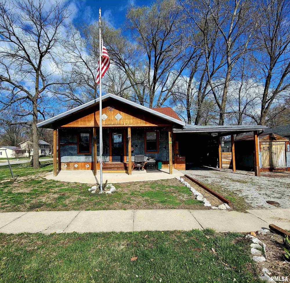 Currently Displayed Property Photo