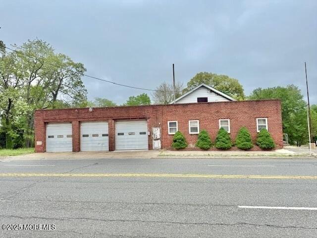 Currently Displayed Property Photo