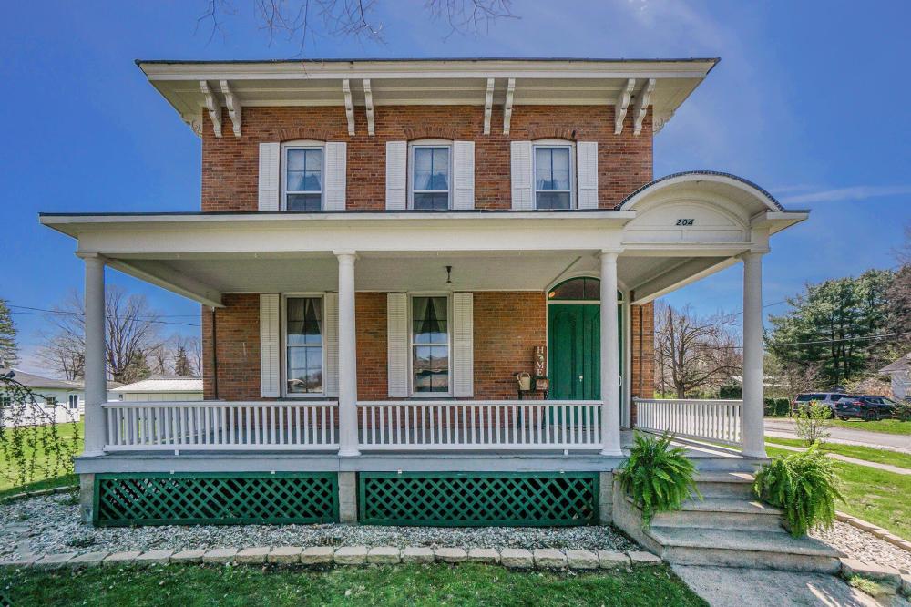 Currently Displayed Property Photo