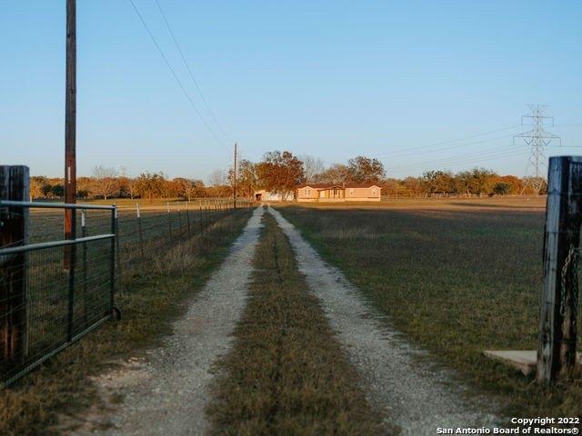 Currently Displayed Property Photo