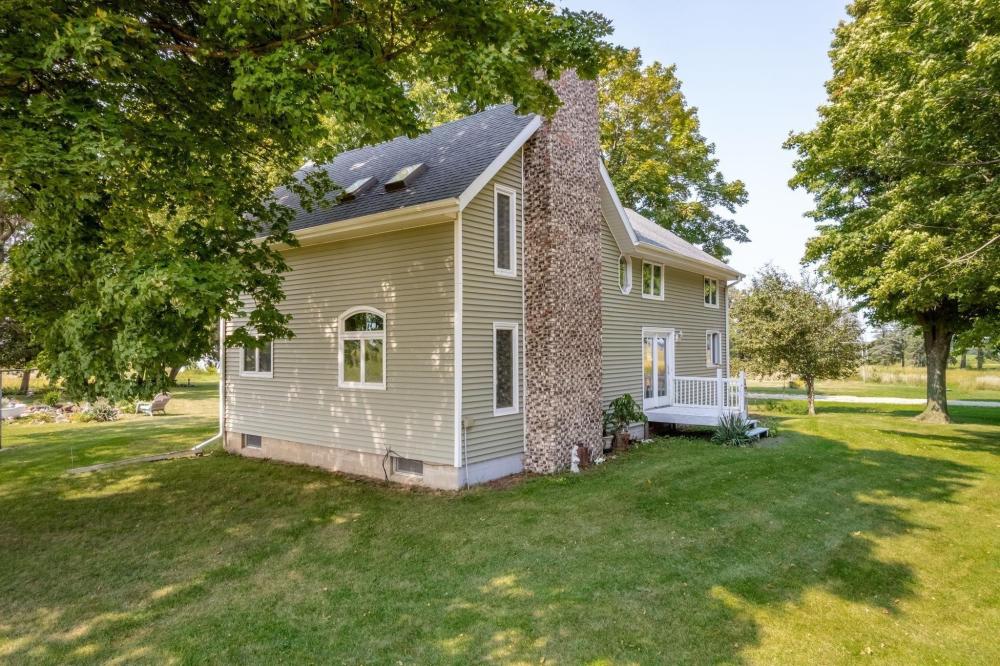 Currently Displayed Property Photo