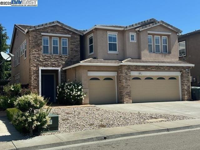 Currently Displayed Property Photo