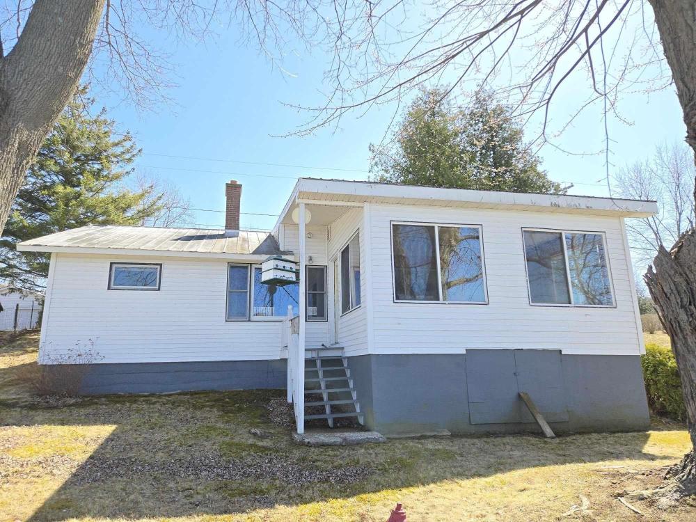 Currently Displayed Property Photo
