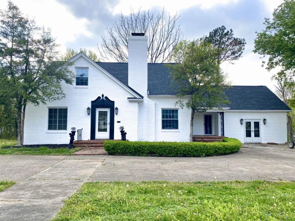 Currently Displayed Property Photo