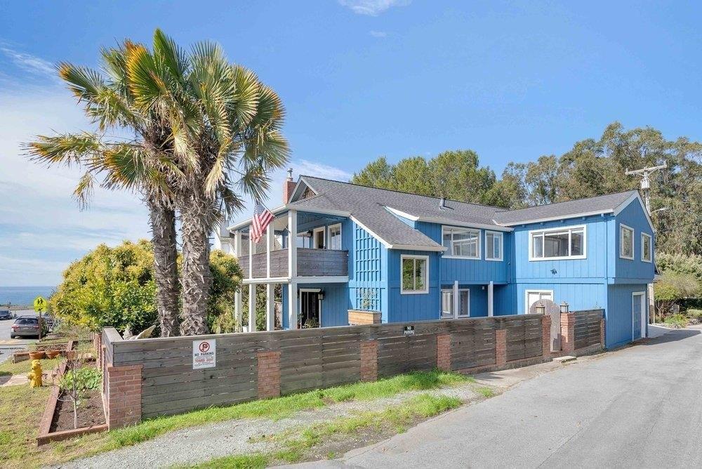 Currently Displayed Property Photo