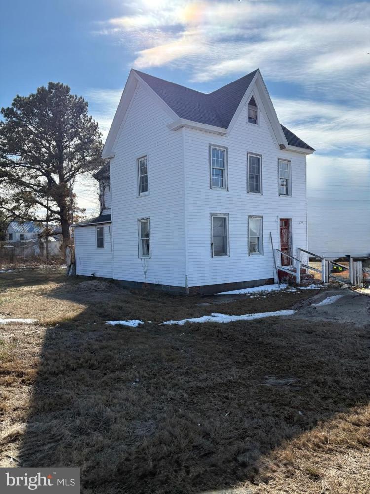 Currently Displayed Property Photo