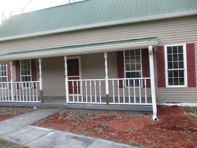 Currently Displayed Property Photo