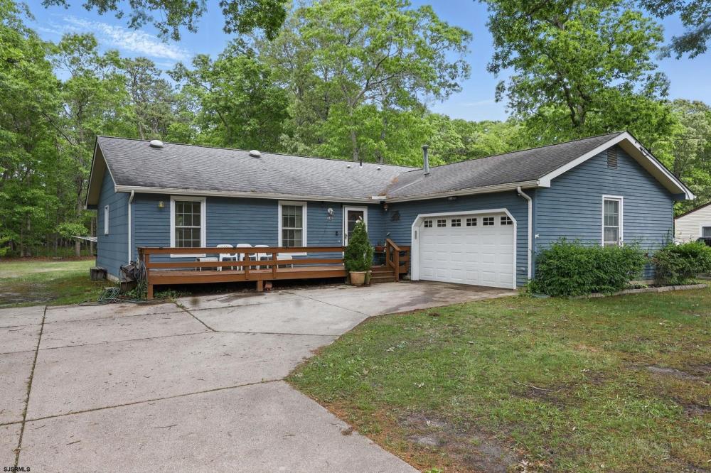 Currently Displayed Property Photo