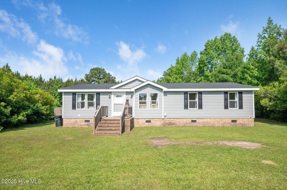 Currently Displayed Property Photo