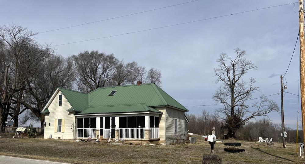 Currently Displayed Property Photo