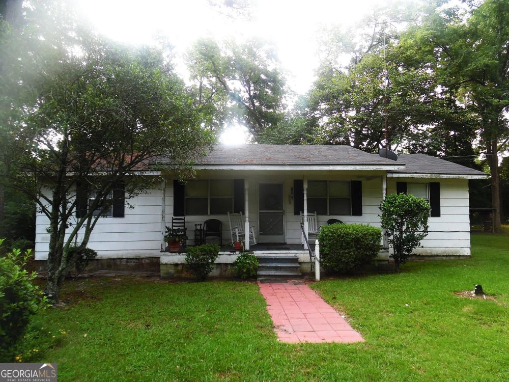 Currently Displayed Property Photo