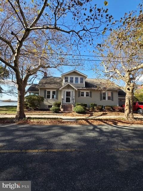 Currently Displayed Property Photo