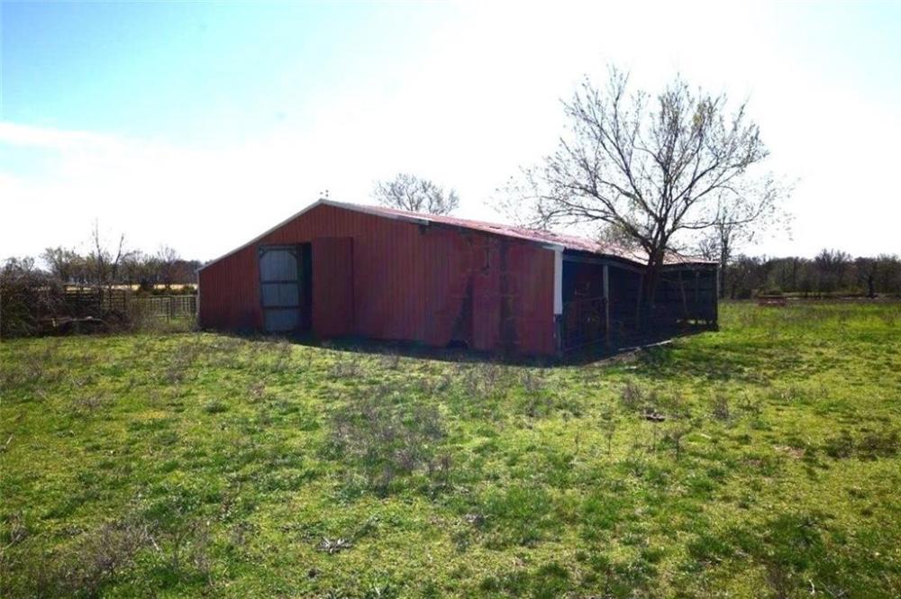 Currently Displayed Property Photo