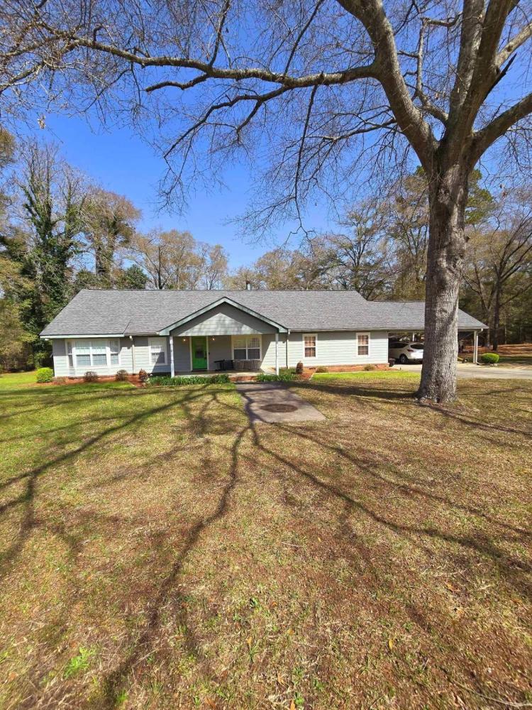 Currently Displayed Property Photo