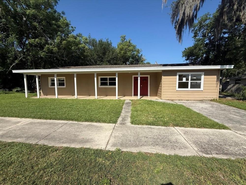 Currently Displayed Property Photo
